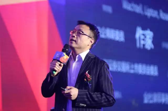 社员网CEO景岗以“我的社员光阴故事”为题 凭借互联网+农民的思维揭示趋势